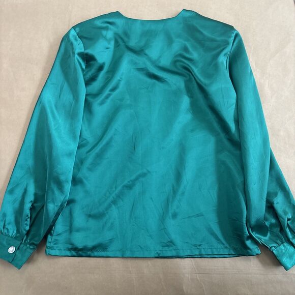 Leslie Fay Separates Green Satin Blouse Rhinestone Size 8 - Picture 7 of 7